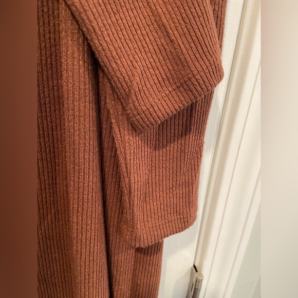 NWT Time & Tru Maternity Size L Brown Ribbed Knit Long Sleeve Maxi Dress - Picture 5 of 12